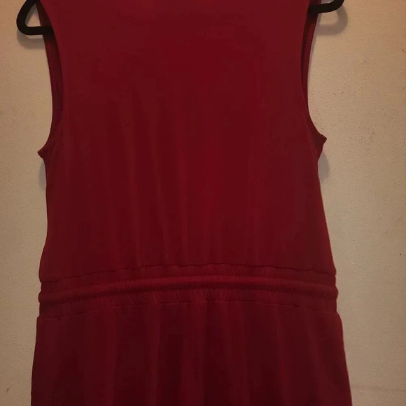 Gold Ray Jumpsuit Women's Size MP Red Polyester Sleeveless Stretchy V-Neck - Picture 10 of 12